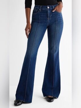 Express Women’s Mid Rise Dark Wash Pintuck Raw Hem Stretch Flare Jeans Sz 6 NWT